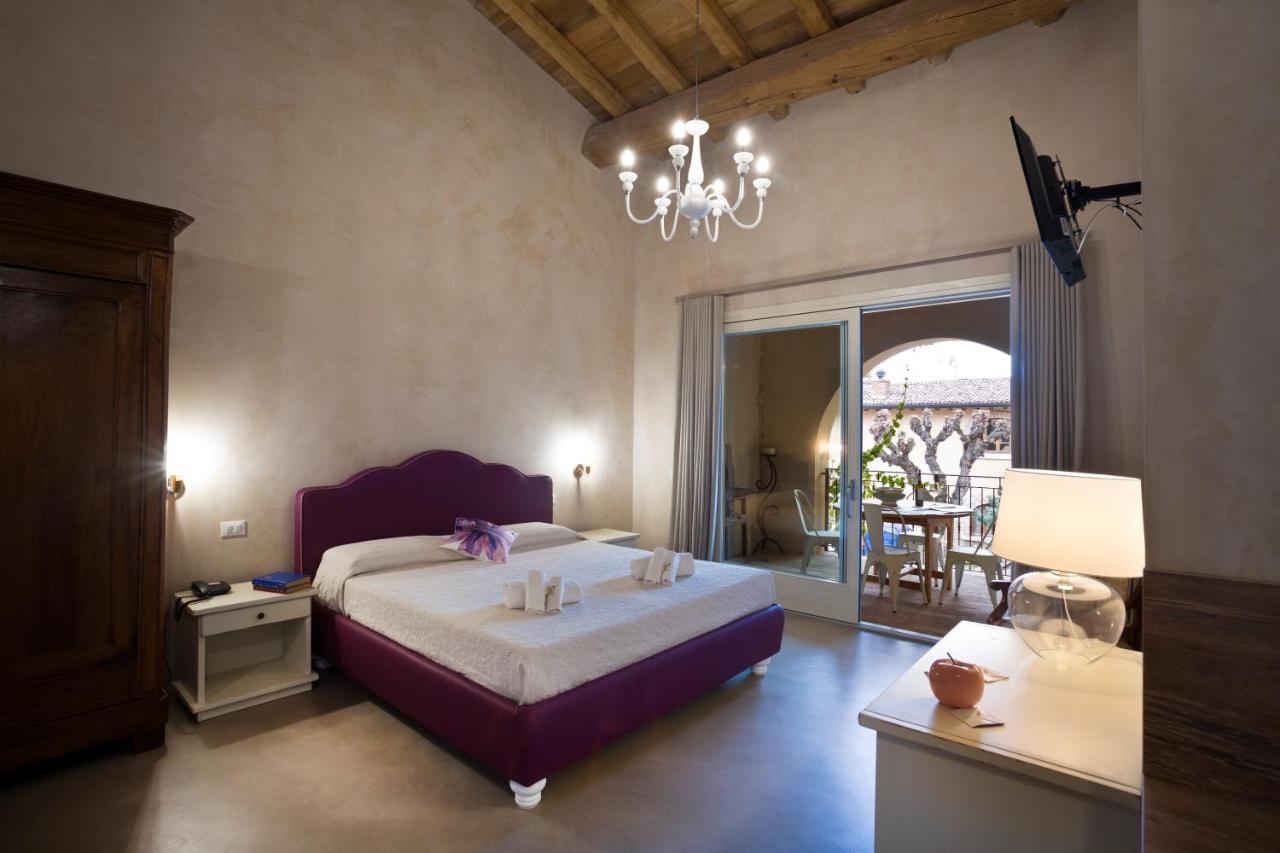 Agriturismo Pratello Паденге-суль-Гарда Экстерьер фото