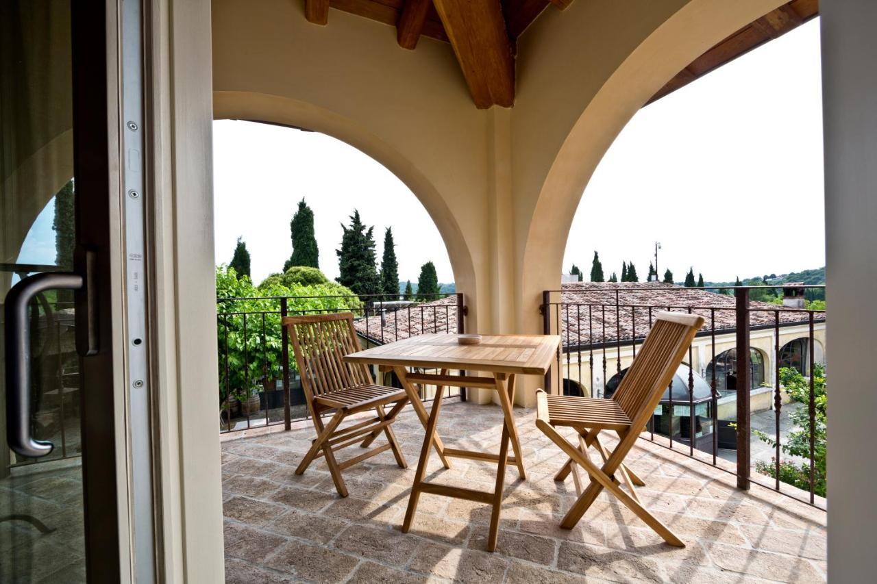 Agriturismo Pratello Паденге-суль-Гарда Экстерьер фото
