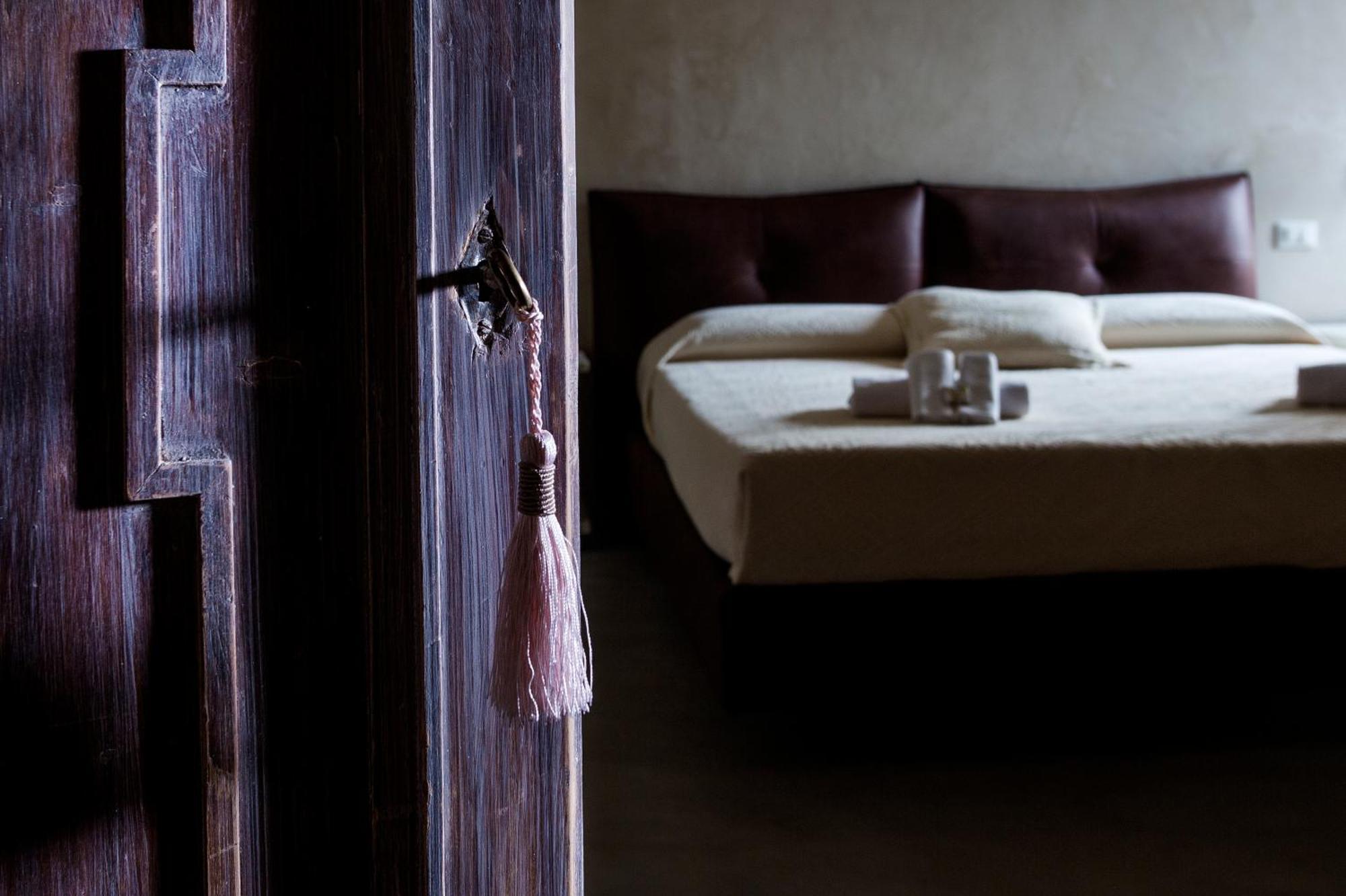 Agriturismo Pratello Паденге-суль-Гарда Экстерьер фото